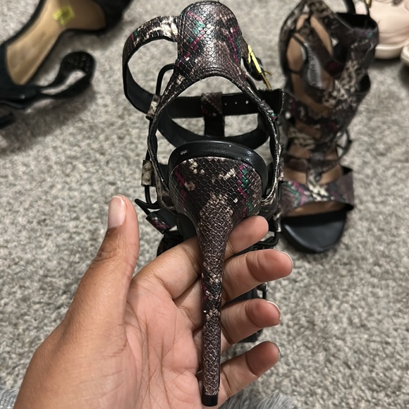 Steve Madden size 9 - Picture 3 of 4